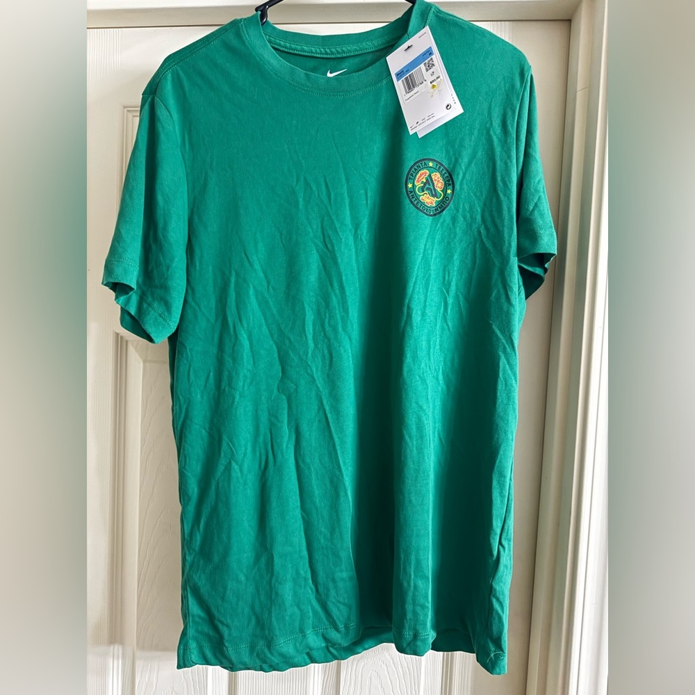 Men’s Nike Tee Antetokounmpo NWT